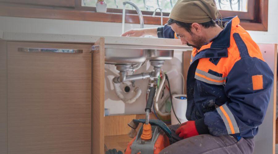home faucet repair service in Centerville, TN